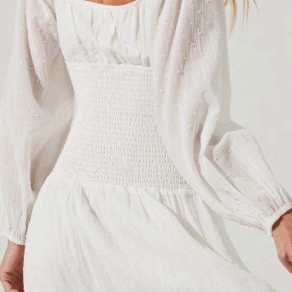 NWT - Picture 4 of 6